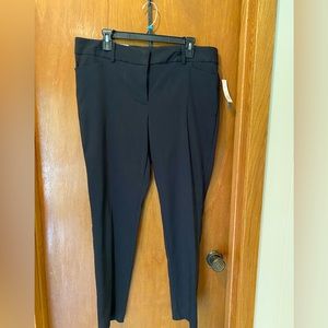 The Limited | Exact Stretch Black Skinny Mid Rise Pants Size 12 - NWT